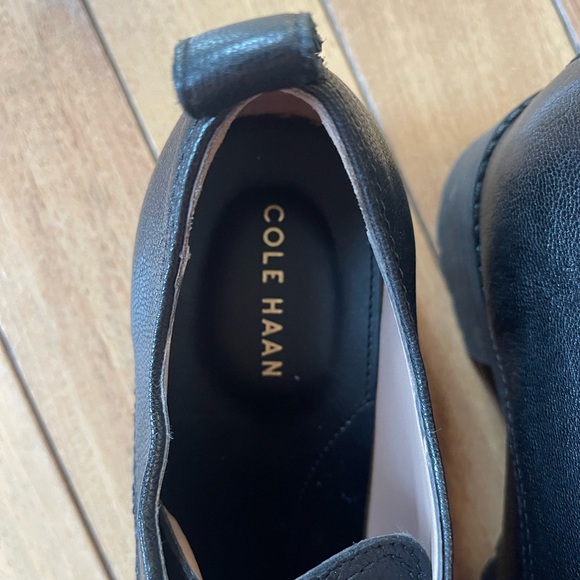 Cole Haan Woman’s Black Leather Lace-Up Heeled Oxfords   Size 11B - Picture 8 of 9